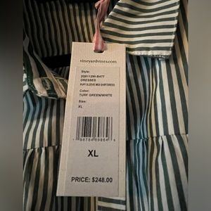NWT Vineyard Vines Puff Sleeves Midi shirt dress green and white